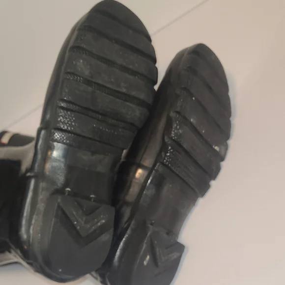 Hunter Classic Black Rain Boots with Buckle - Picture 3 of 7